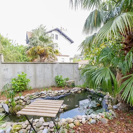 Le Doolie's - Cebu Private - Garden Lounge *